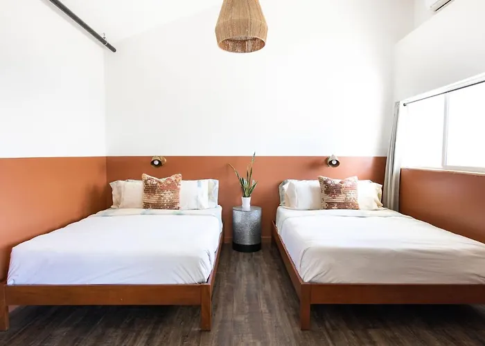 Mellow Moon Lodge