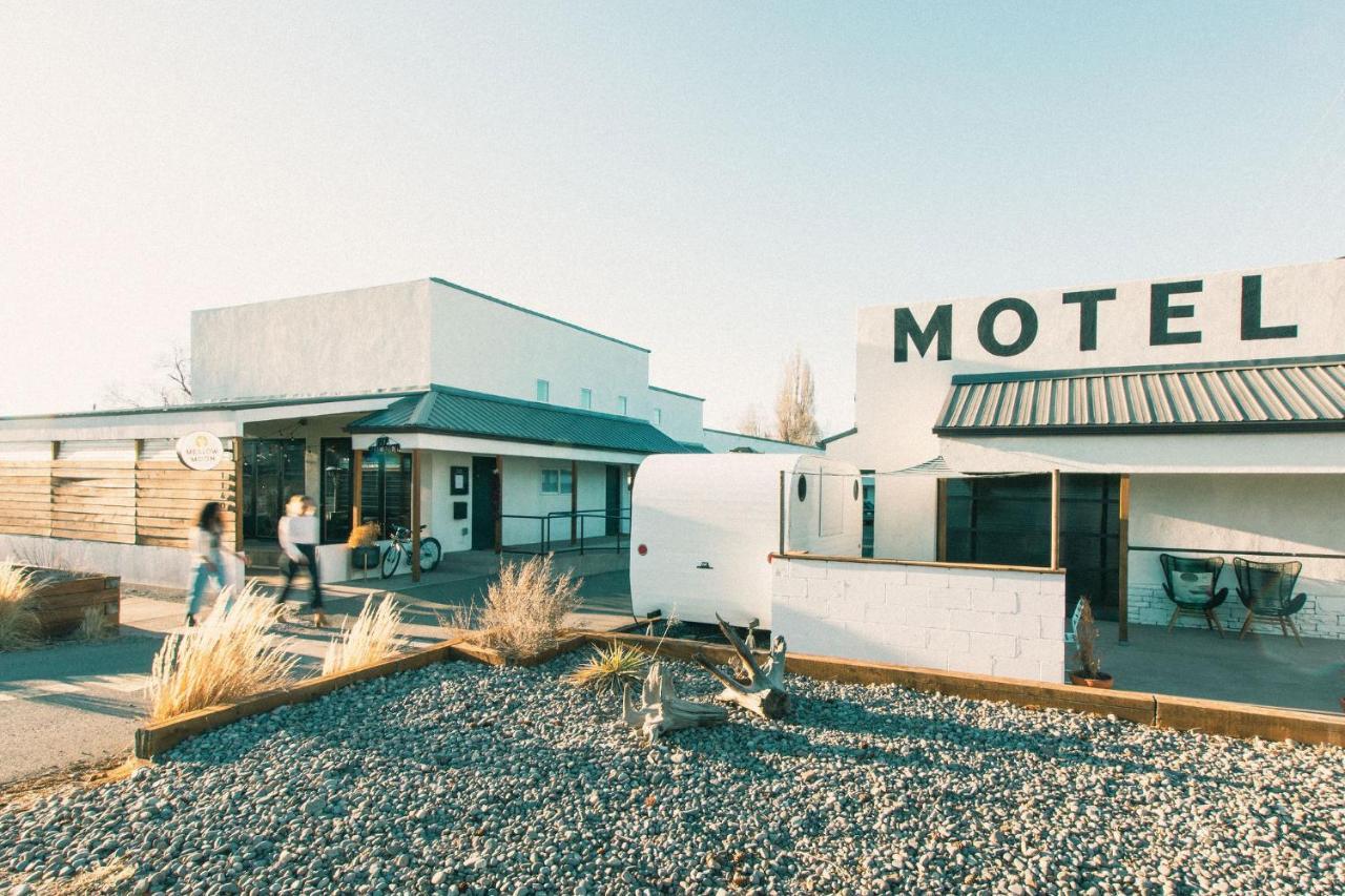 Motel Mellow Moon